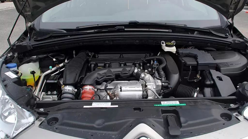 夏季行车 这份安全指南请查收 → 夏季行车 这份安全指南请查收 →