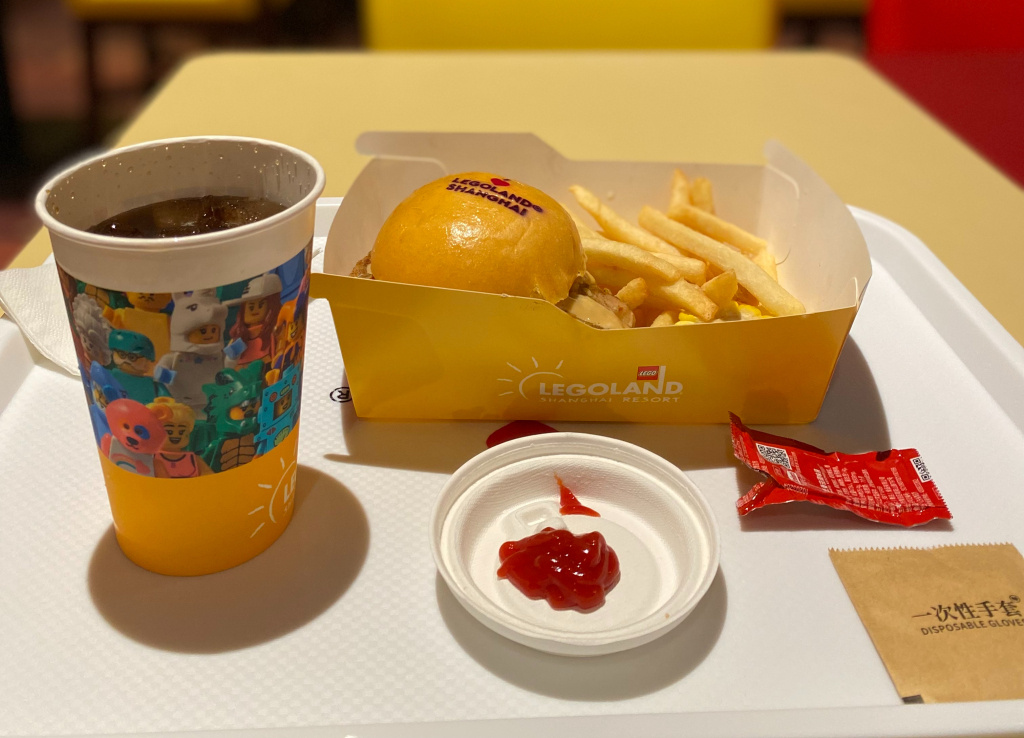 上海乐高乐园餐饮价格如何?有哪些演出与娱乐活动?记者探营 上海乐高乐园餐饮价格如何?有哪些演出与娱乐活动?记者探营