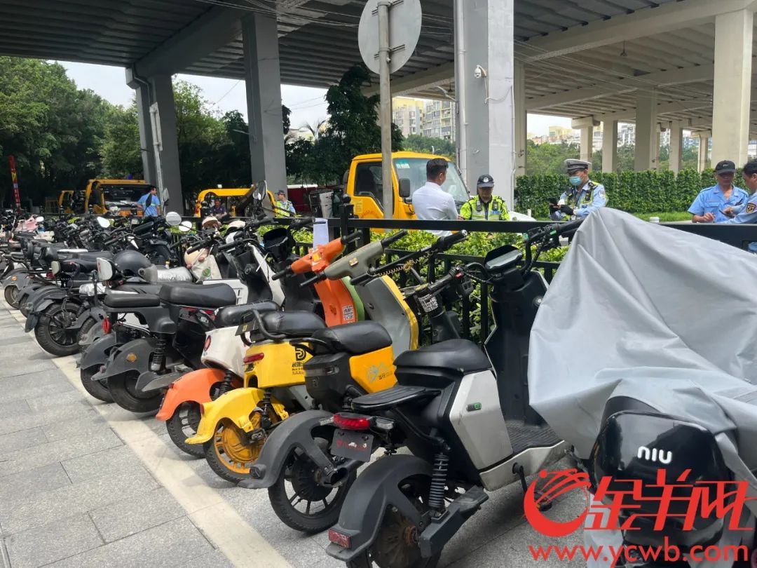 直击广州地铁口“电鸡”整治：多辆无牌车被扣，占道车被拖移