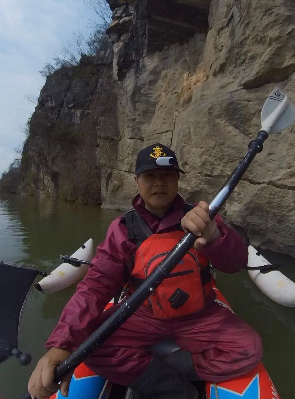 湖南80后男子挑战从湘江源头漂流4000公里至北京：想给儿子高考加油