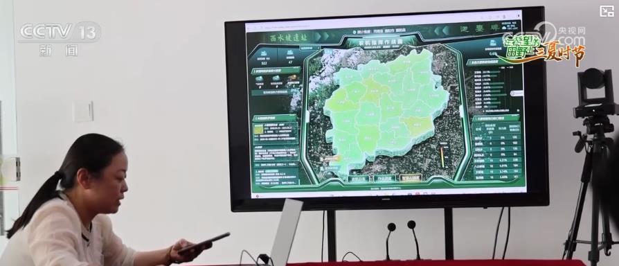 AI赋能“三夏”抢收忙 智慧农业绘就丰收新图景 AI赋能“三夏”抢收忙 智慧农业绘就丰收新图景