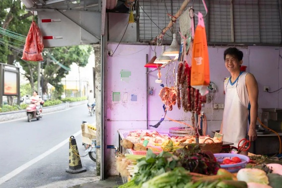 在广州,为何“房东”痴迷扒龙船? 在广州,为何“房东”痴迷扒龙船?