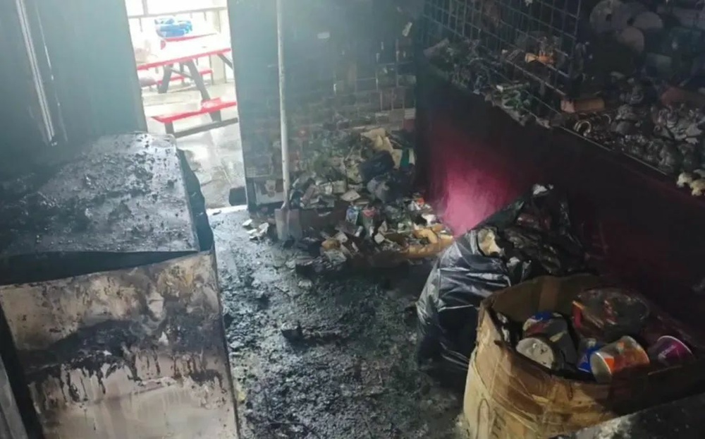 注意!这些夏季避暑“搭子”也需防火 安全提示→ 注意!这些夏季避暑“搭子”也需防火 安全提示→