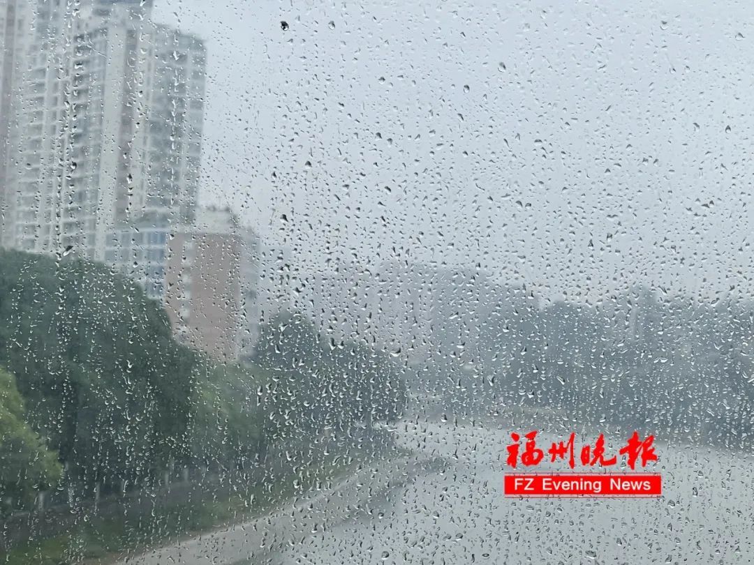 暴雨！大暴雨！福建迎强降雨最强时段！部分列车停运、景区关闭