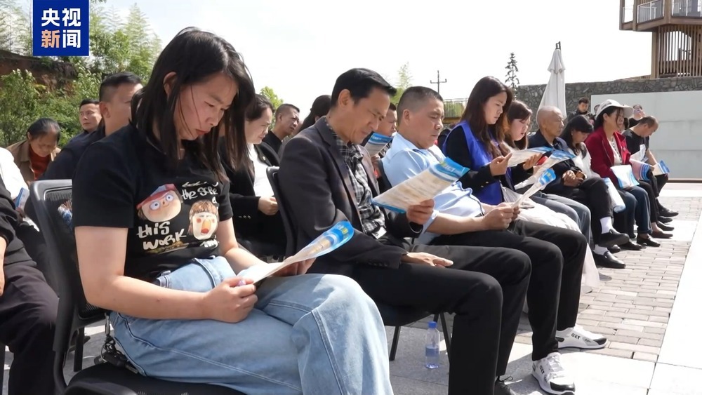 提供就近就便服务、“零距离”对接求职需求……稳就业各地在行动 提供就近就便服务、“零距离”对接求职需求……稳就业各地在行动