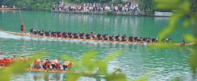 龙舟赛事忙 文旅人气旺(一线见闻) 龙舟赛事忙 文旅人气旺(一线见闻)