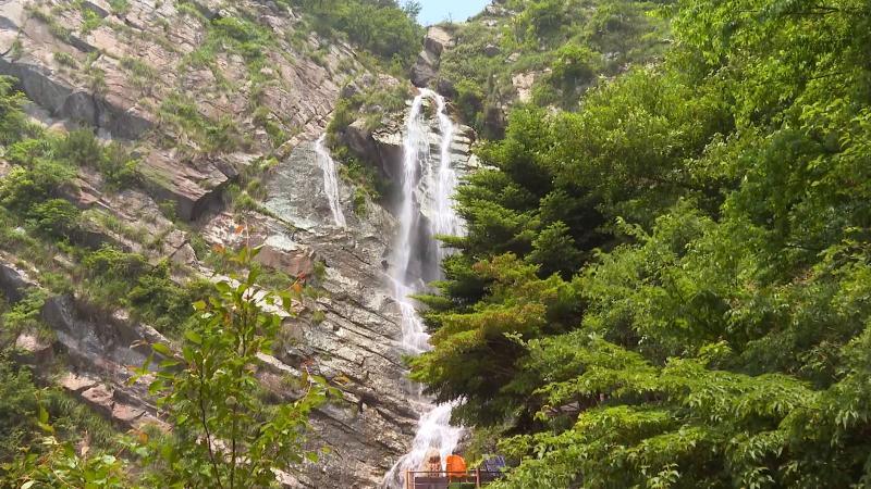 端午前夕 江西庐山大口瀑布呈现奔腾壮丽之姿