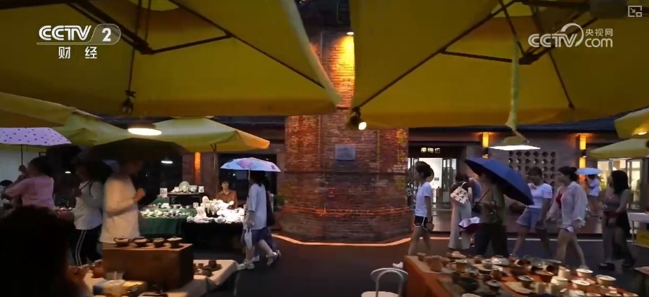 “中国购”不止买买买!多样文化深度体验引客来 “洋景漂”逐梦千年瓷都 “中国购”不止买买买!多样文化深度体验引客来 “洋景漂”逐梦千年瓷都