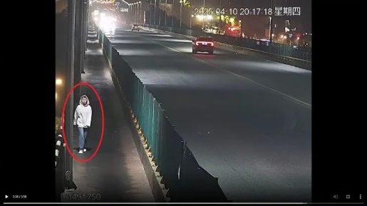 17岁学生跳桥坠江,官方披露行动轨迹 17岁学生跳桥坠江,官方披露行动轨迹