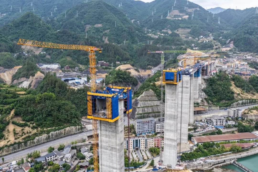 西渝高铁、成渝中线高铁,又有新进展 西渝高铁、成渝中线高铁,又有新进展