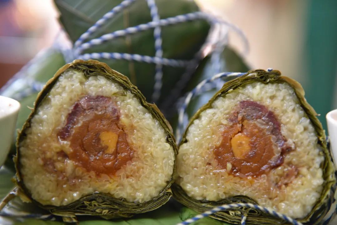 端午临近,你吃的粽子是用哪种叶子包的 端午临近,你吃的粽子是用哪种叶子包的