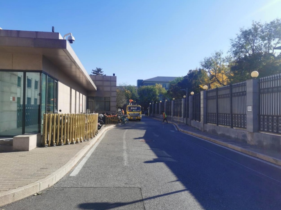 北京70条胡同年内实现“不停车”,那停车问题怎么办?详细了解→ 北京70条胡同年内实现“不停车”,那停车问题怎么办?详细了解→