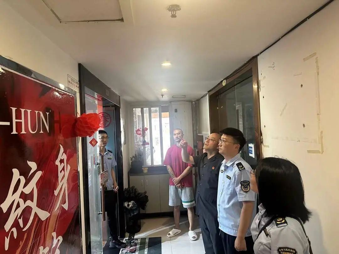 15岁女孩自愿文身？法院：刺青馆需赔偿6000元