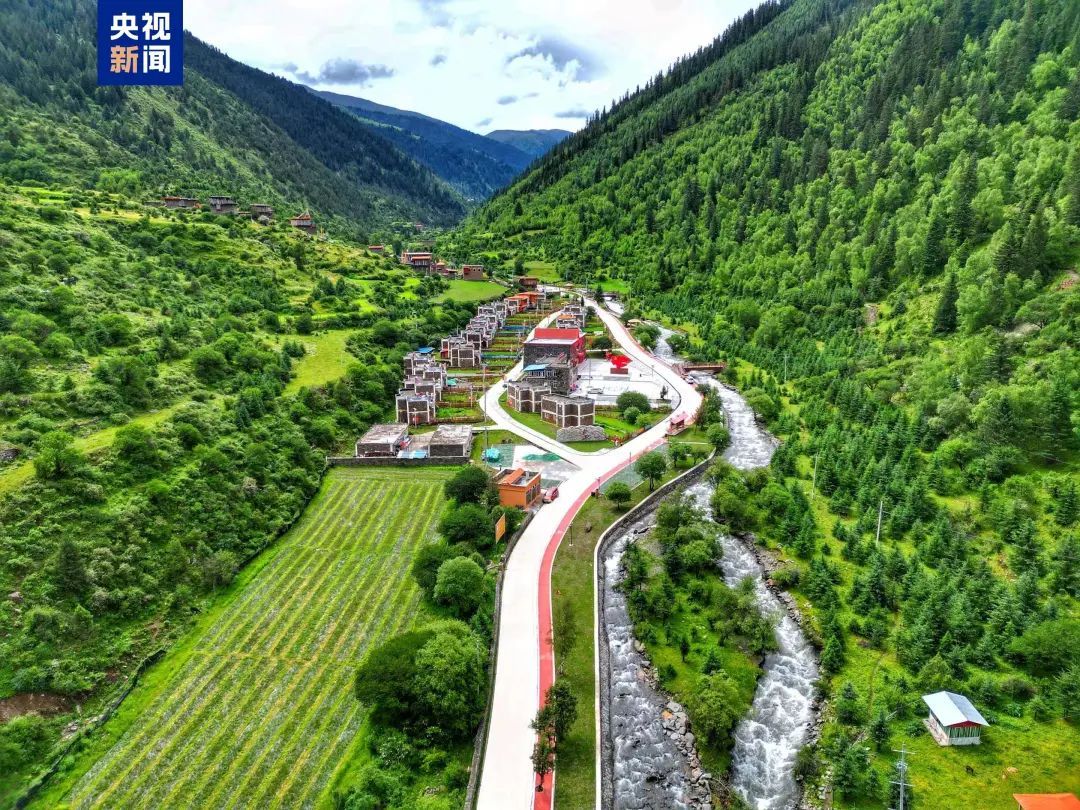 贵州这条路,全国“十大最美”! 贵州这条路,全国“十大最美”!