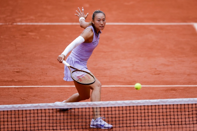 又赢了！郑钦文强势晋级