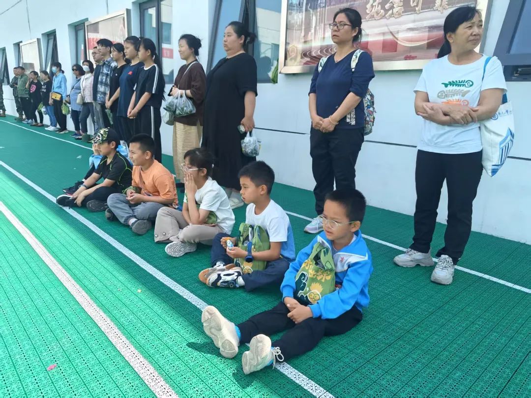 一纸画卷·绘七彩未来 | 粽香暖童心,老少叙端阳 一纸画卷·绘七彩未来 | 粽香暖童心,老少叙端阳