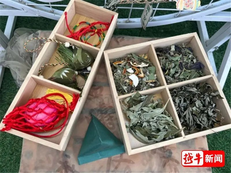 人手一把!绍兴新晋“顶流”,你买了吗? 人手一把!绍兴新晋“顶流”,你买了吗?