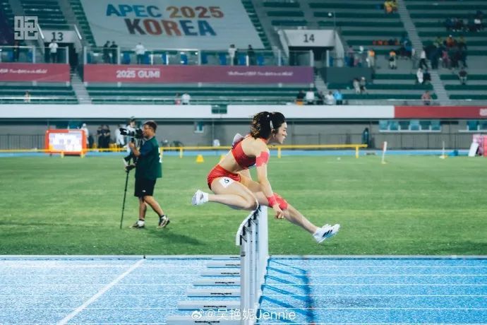 吴艳妮再次发文道歉:这次的挫折,我个人承担全部责任,五月的训练质量没有顶住 吴艳妮再次发文道歉:这次的挫折,我个人承担全部责任,五月的训练质量没有顶住