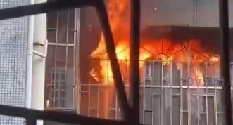 “衣服都来不及穿”!广州一居民楼突发火灾,原因曝光 “衣服都来不及穿”!广州一居民楼突发火灾,原因曝光