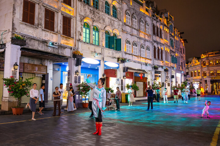 海口骑楼老街:古韵与新潮的时空对话 海口骑楼老街:古韵与新潮的时空对话