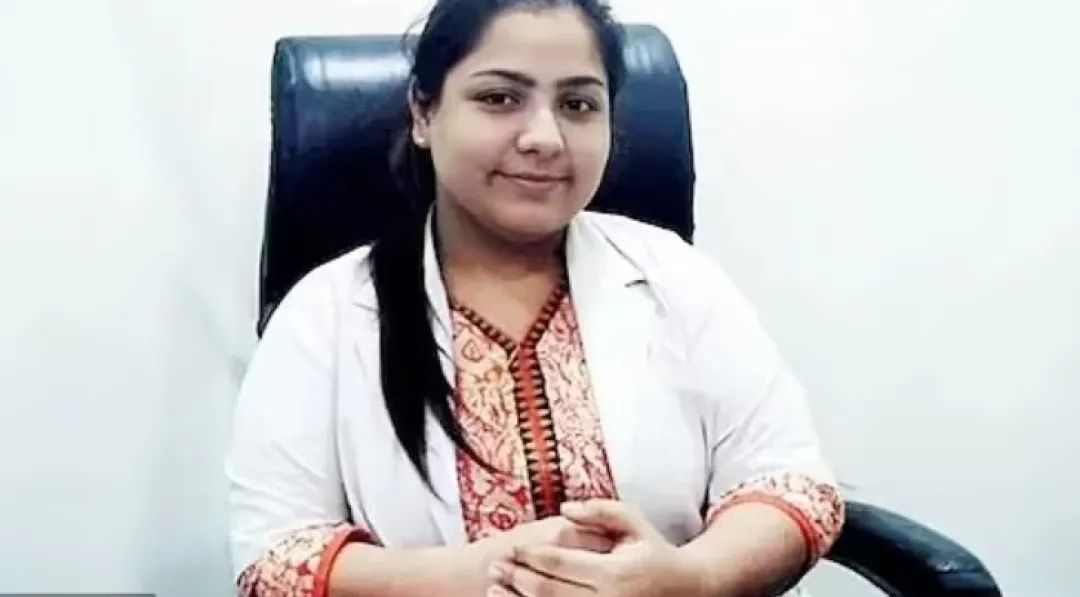 印度无资质庸医开诊所做植发手术,两男子术后脸肿身亡 印度无资质庸医开诊所做植发手术,两男子术后脸肿身亡