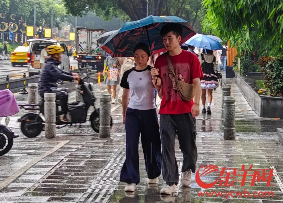 广东龙舟水端午假期头两天“偷懒”,最后一天“上班” 广东龙舟水端午假期头两天“偷懒”,最后一天“上班”