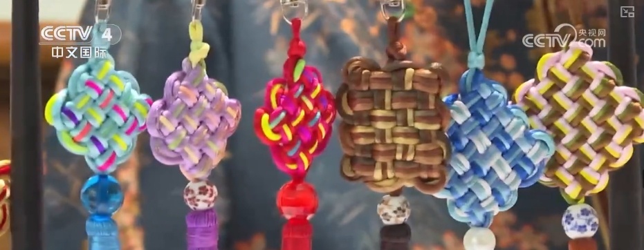 赛龙舟、吃粽子、佩香囊……多彩民俗迎端午 传统文化共传承