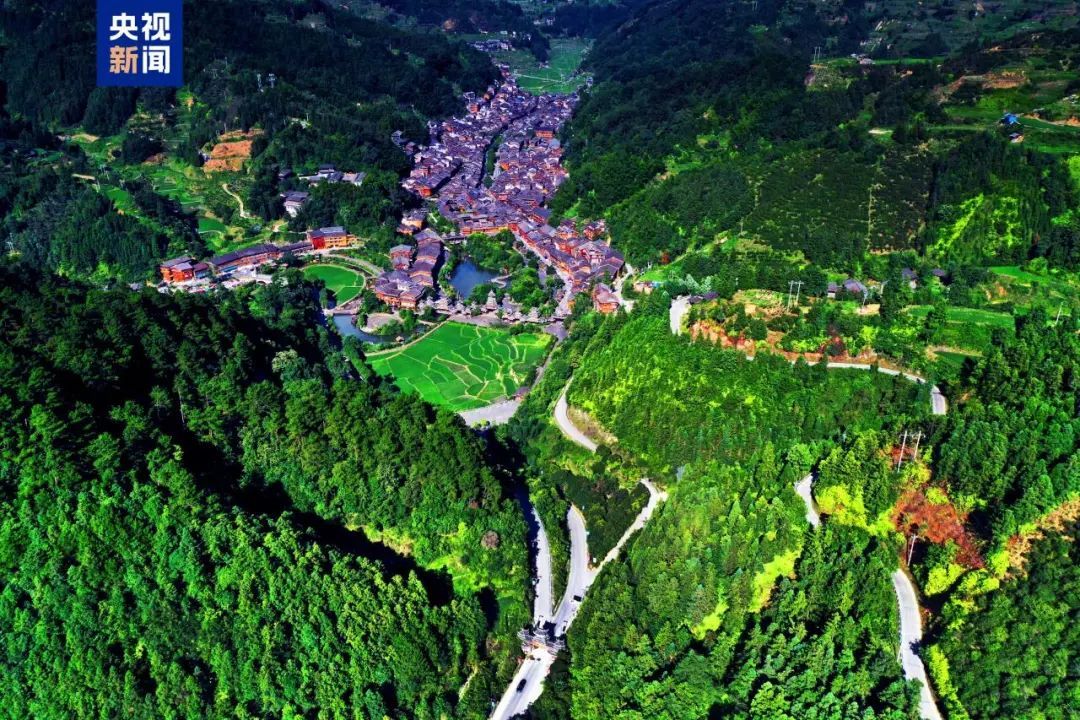 贵州这条路,全国“十大最美”! 贵州这条路,全国“十大最美”!