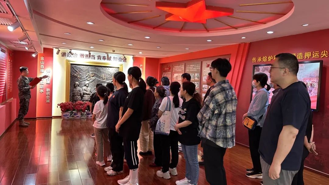 一纸画卷·绘七彩未来 | 粽香暖童心,老少叙端阳 一纸画卷·绘七彩未来 | 粽香暖童心,老少叙端阳