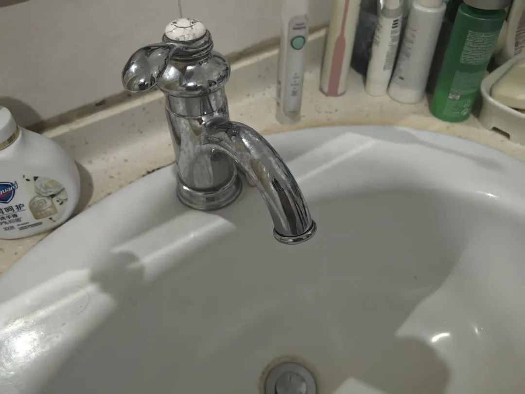 北京这小区居民洗澡竟成难题!咋回事? 北京这小区居民洗澡竟成难题!咋回事?