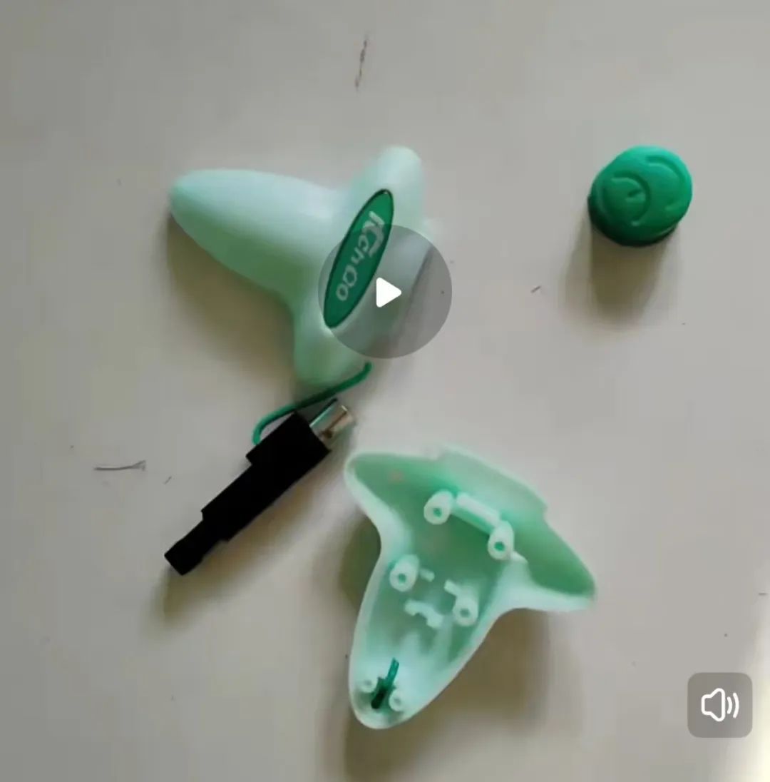 止痒神器的核心科技竟是靠电!网友笑翻:我说怎么不痒了,原来是电麻了 止痒神器的核心科技竟是靠电!网友笑翻:我说怎么不痒了,原来是电麻了