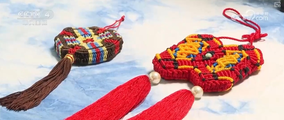 赛龙舟、吃粽子、佩香囊……多彩民俗迎端午 传统文化共传承