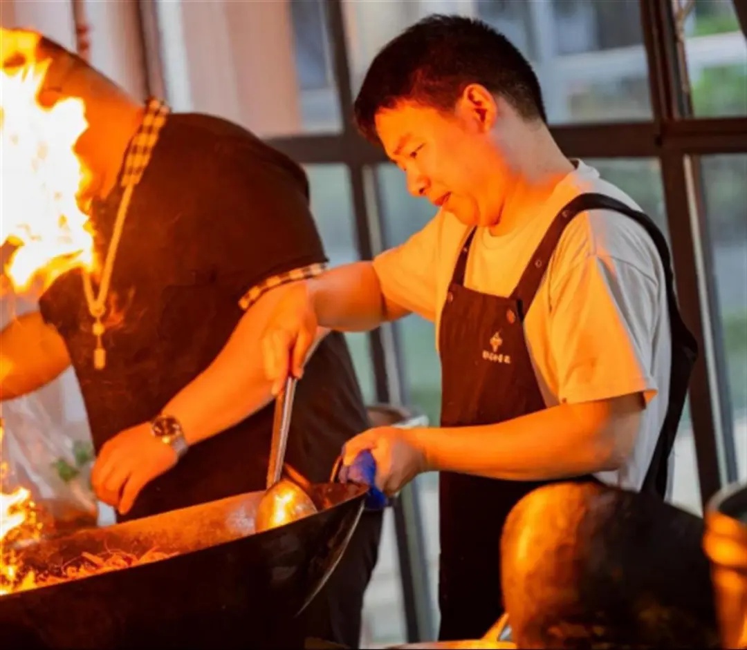 我真的吃不下了……老师:“吃完就有学分拿” 我真的吃不下了……老师:“吃完就有学分拿”