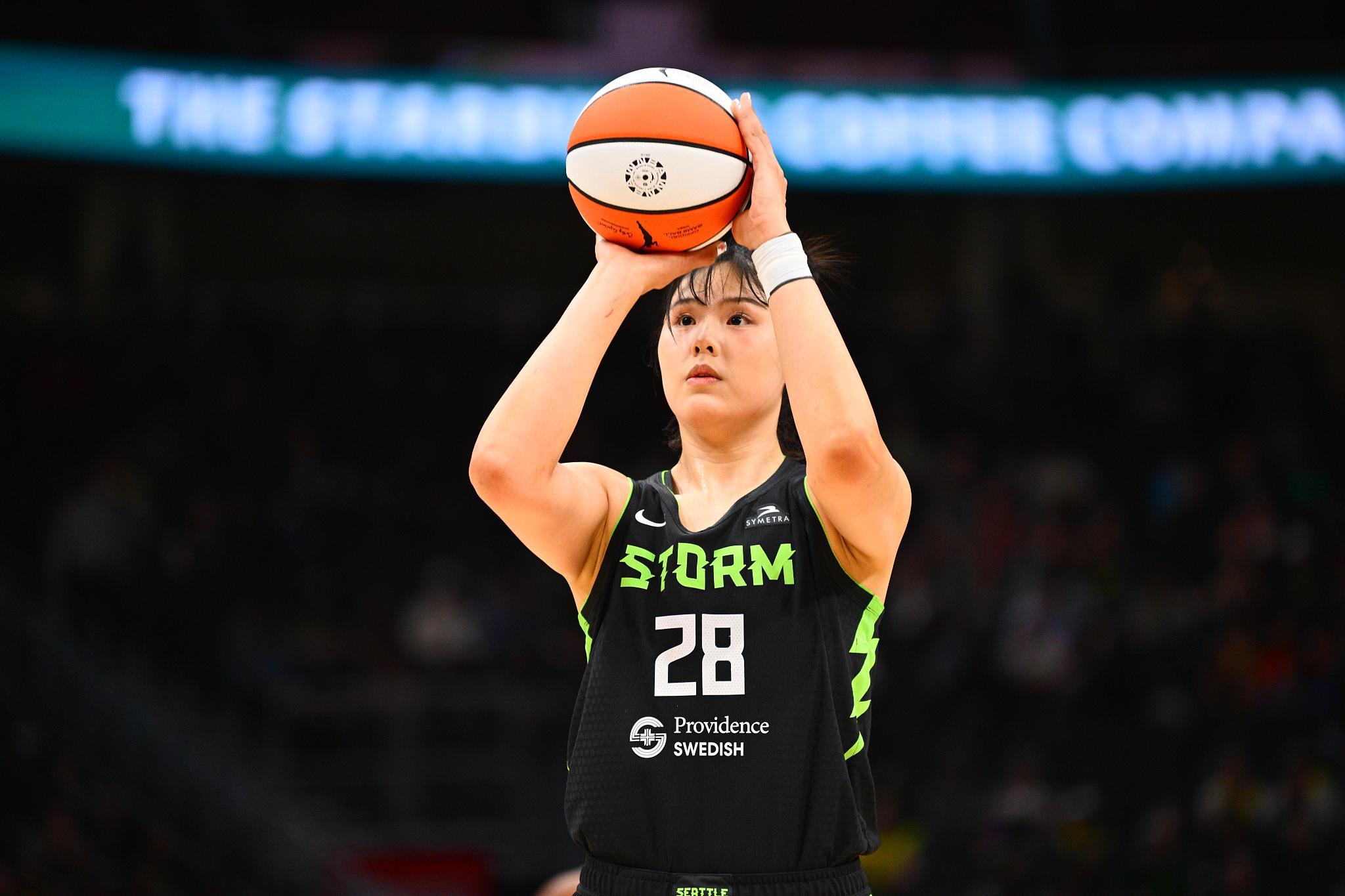 WNBA:李月汝5分4篮板 风暴遭逆转不敌梦想 WNBA:李月汝5分4篮板 风暴遭逆转不敌梦想