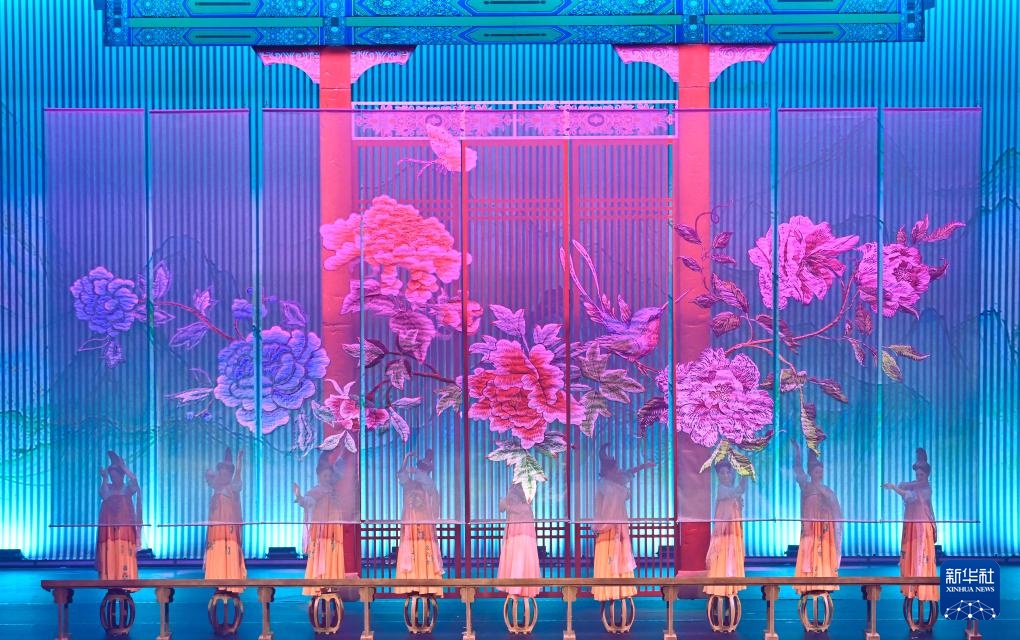 乐舞诗剧《惟舞伊州》在北京上演