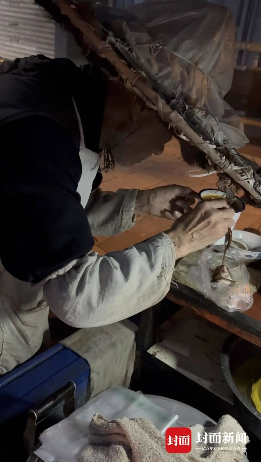 只卖5毛钱一个！90岁“粽子爷爷”坚持16年不涨价！