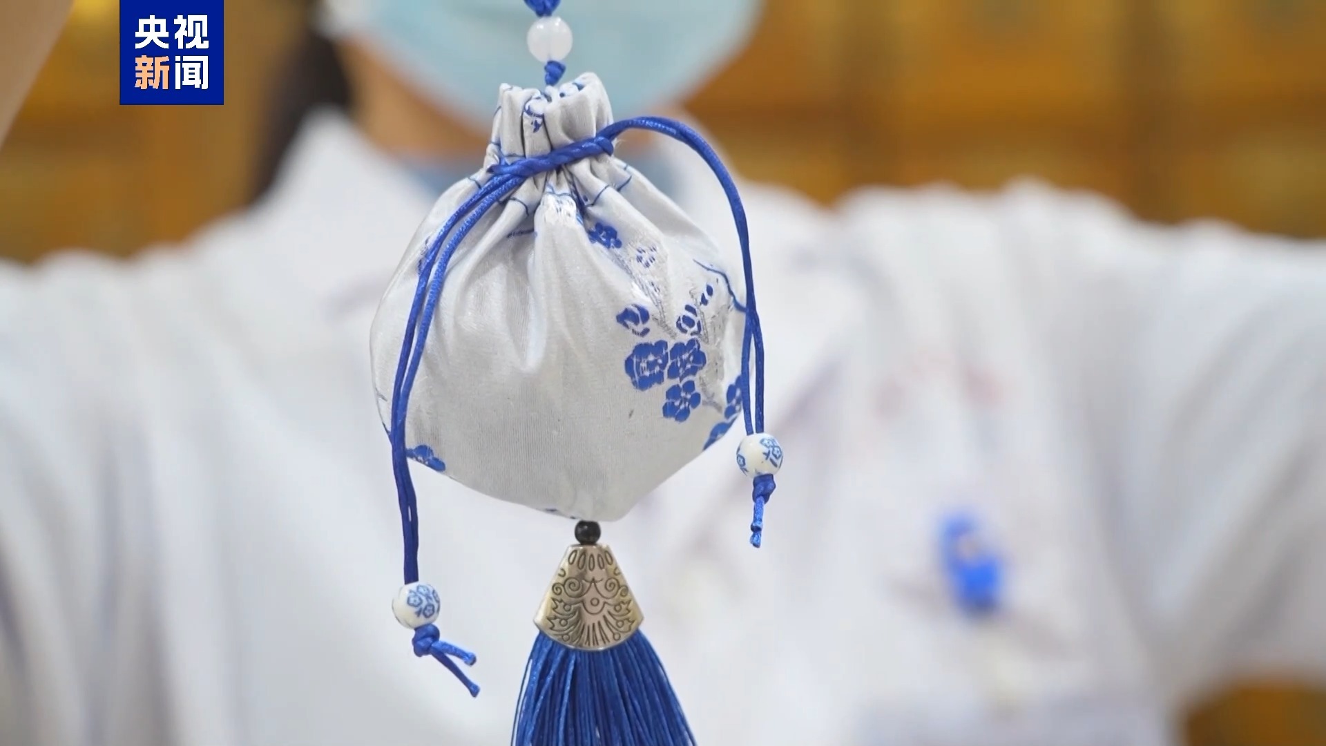 朝“问”健康丨古人防疫有多硬核?端午节竟是“中国最早的卫生防疫日” 朝“问”健康丨古人防疫有多硬核?端午节竟是“中国最早的卫生防疫日”