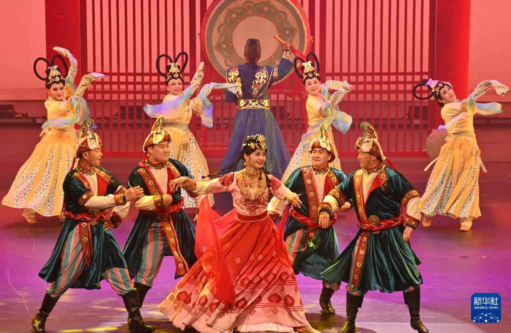 乐舞诗剧《惟舞伊州》在北京上演
