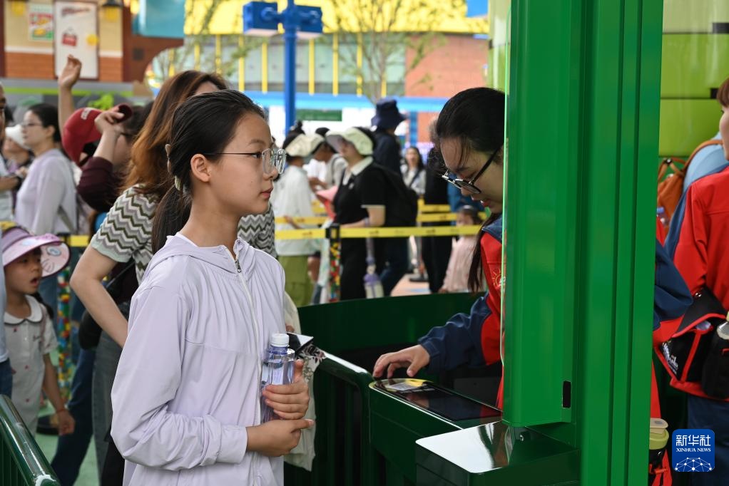 探访内部测试中的上海乐高乐园 探访内部测试中的上海乐高乐园