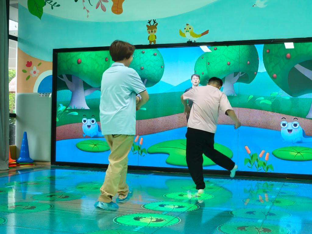 “虽非亲骨肉，依然父母心”——“六一”前夕多地儿童福利机构见闻