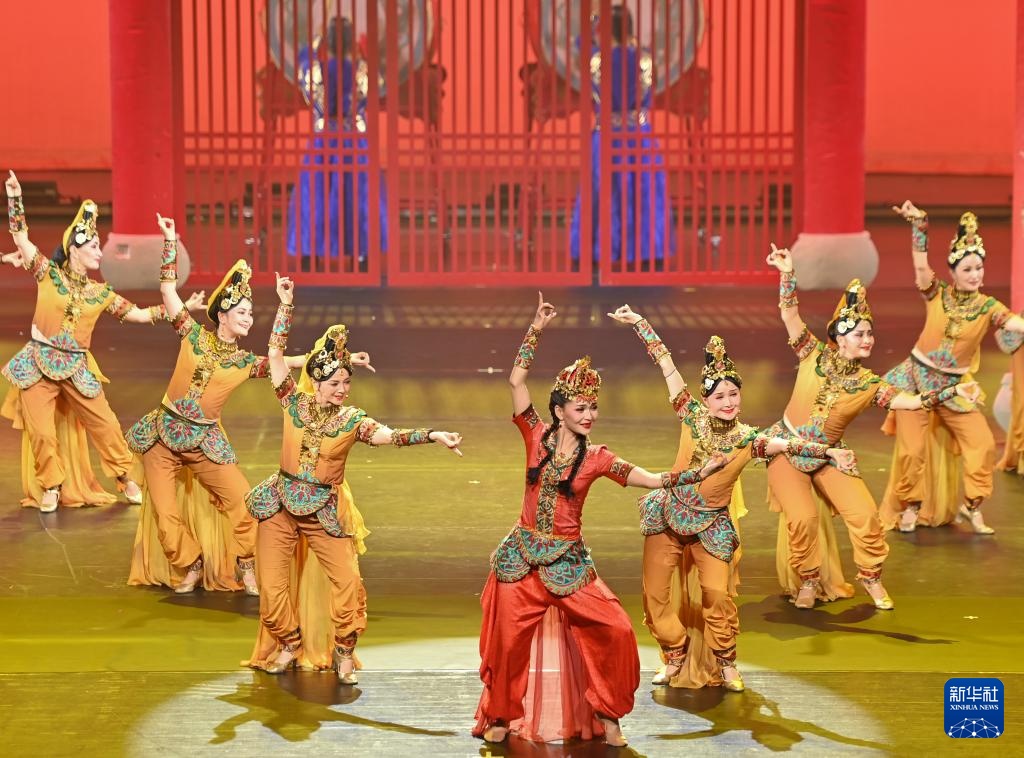 乐舞诗剧《惟舞伊州》在北京上演