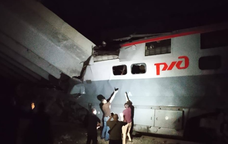 俄罗斯布良斯克州一桥梁坍塌 已致数十人伤亡 俄罗斯布良斯克州一桥梁坍塌 已致数十人伤亡