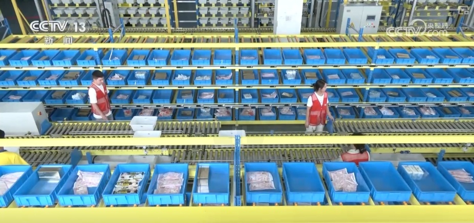 快递包裹“轻装上阵” 中转环节循环包装实现全覆盖 快递包裹“轻装上阵” 中转环节循环包装实现全覆盖