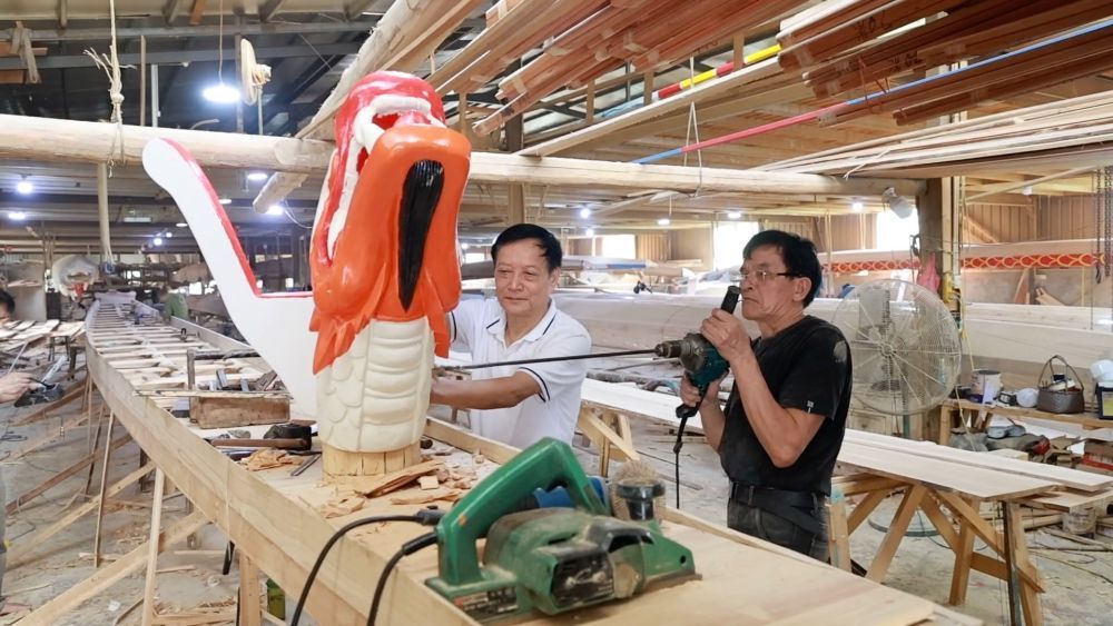 龙舟“划”出新赛道 产业链整合打造新引擎 龙舟“划”出新赛道 产业链整合打造新引擎