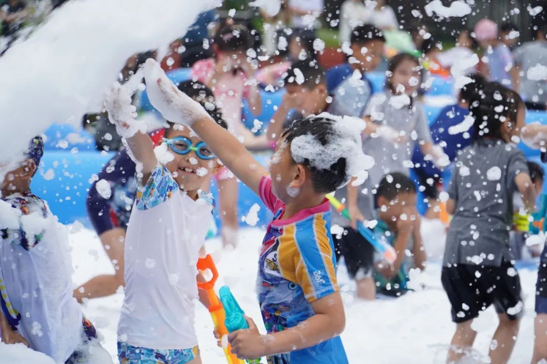 今天,谁还不是个“宝宝”呢? 今天,谁还不是个“宝宝”呢?