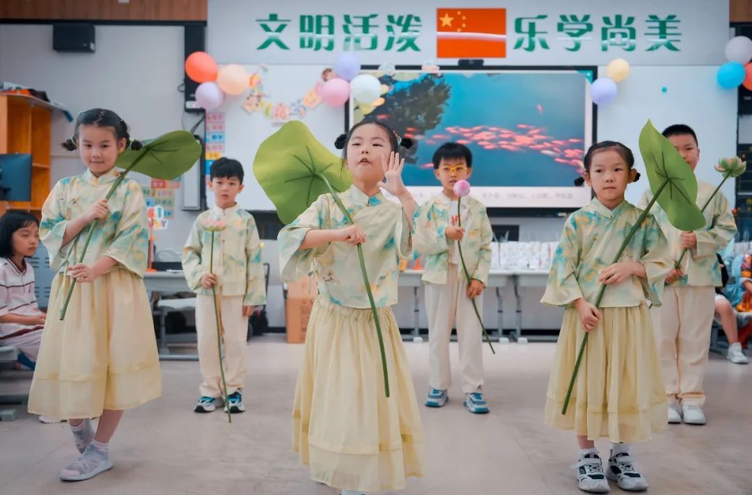 今天,谁还不是个“宝宝”呢? 今天,谁还不是个“宝宝”呢?