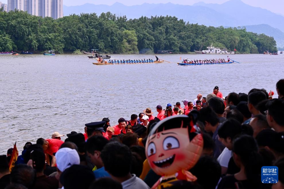 福建闽侯:赛龙舟 庆端午 福建闽侯:赛龙舟 庆端午