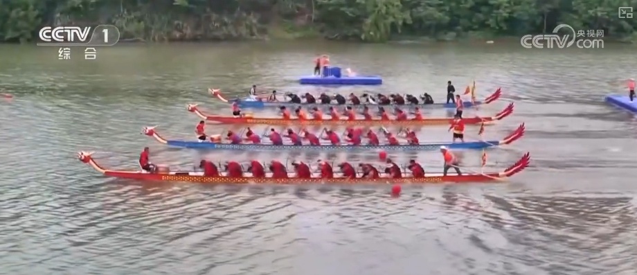 快得千篇一律、玩法五花八门，地道“中国范儿”！盘点特色龙舟赛“名场面”