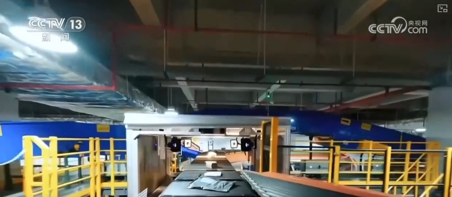 快递包裹“轻装上阵” 中转环节循环包装实现全覆盖 快递包裹“轻装上阵” 中转环节循环包装实现全覆盖