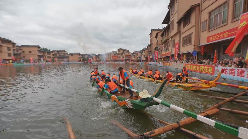 江西龙南:龙舟池塘竞渡 传承百年客家民俗 江西龙南:龙舟池塘竞渡 传承百年客家民俗